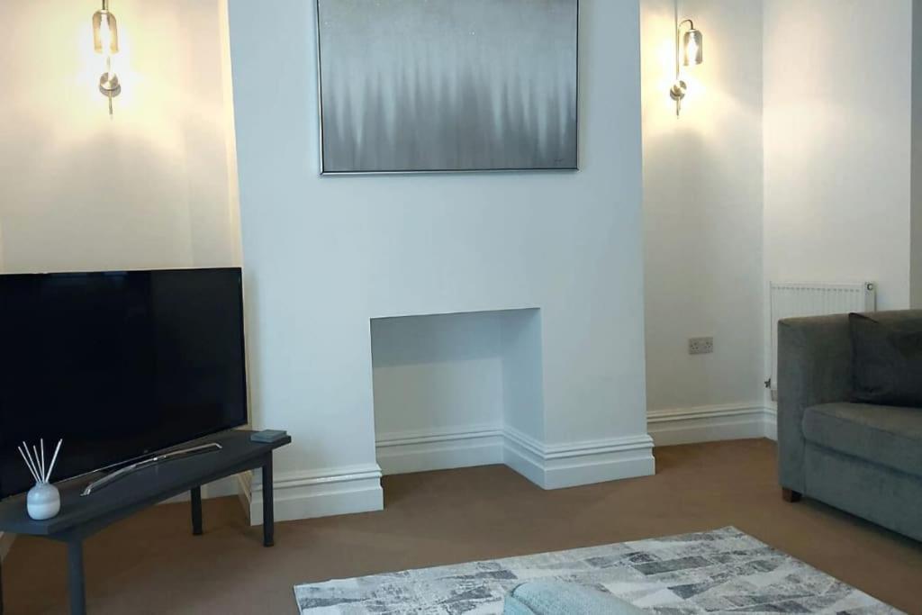 2 Bedroom City Centre Duplex Apt Preston  Exterior foto